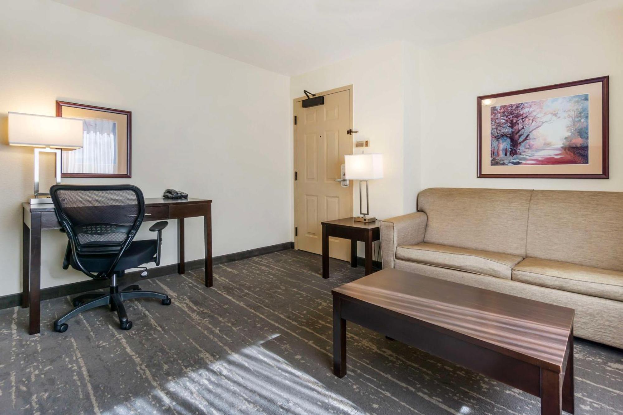 Best Western Plus Edmonds Harbor Inn Buitenkant foto