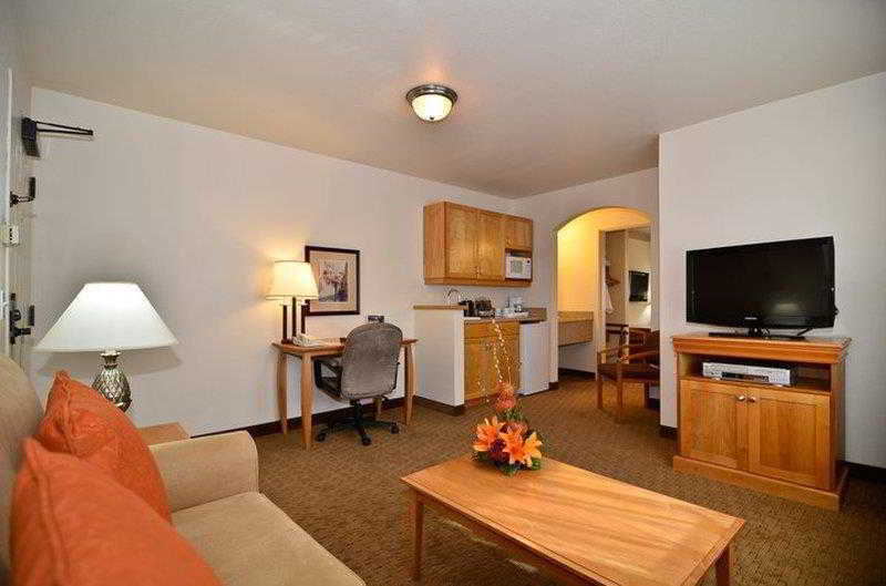 Best Western Plus Edmonds Harbor Inn Kamer foto